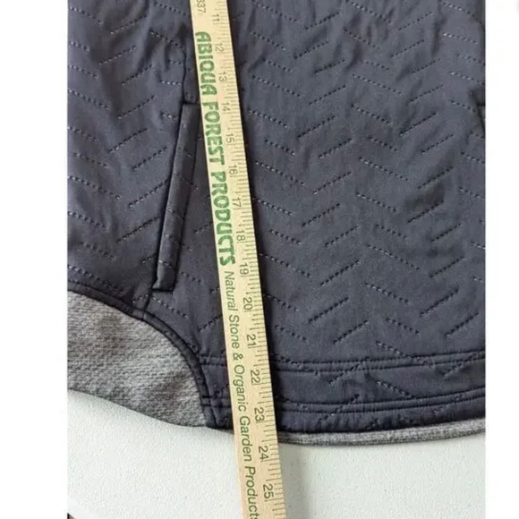 Under Armour Coldgear Reactor 3G Vest Women's Small Black Quilted Cowl Neck - Picture 9 of 9